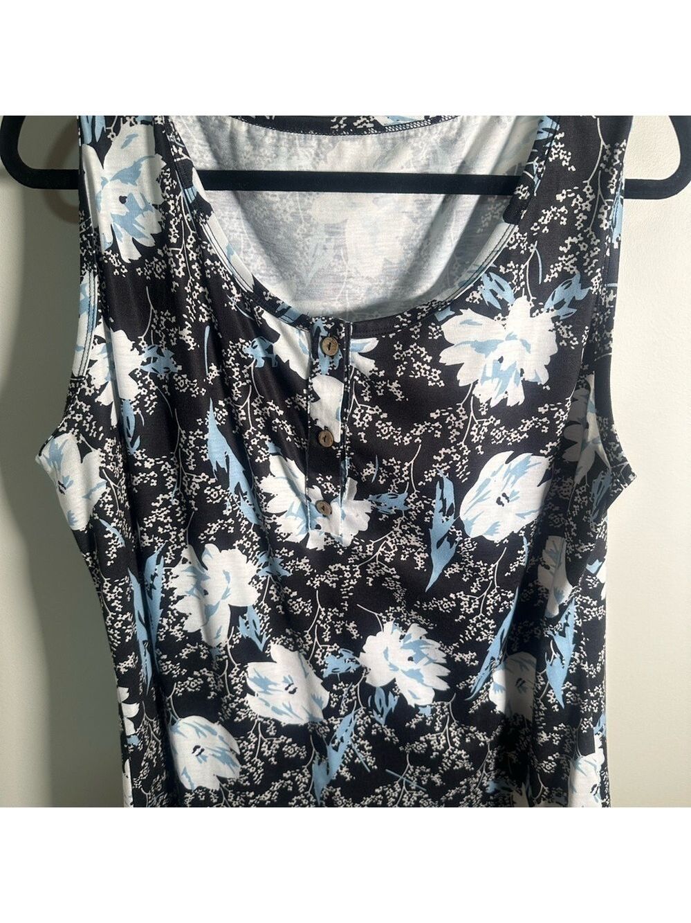 Floral Sleeveless Top